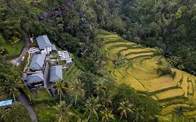Suarapura Resort & Spa